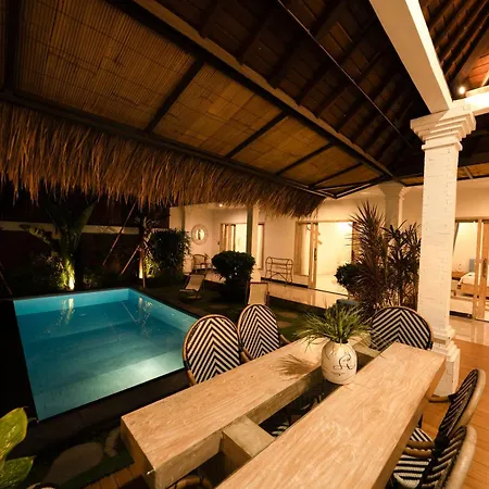 Stylish Tropical Villa Barroso Canggu Shortcut